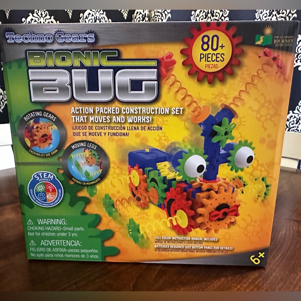 Techno Gears Bionic Bug Construction Set - New In Box